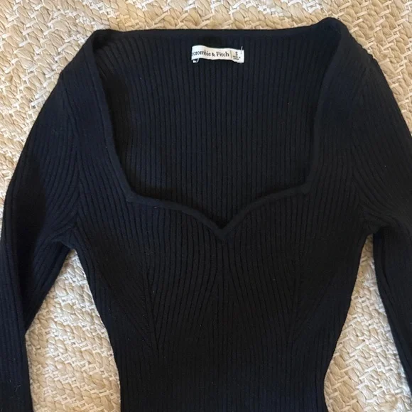 Abercrombie & Fitch Ribbed Black Sweater Body Suit - Picture 3 of 4